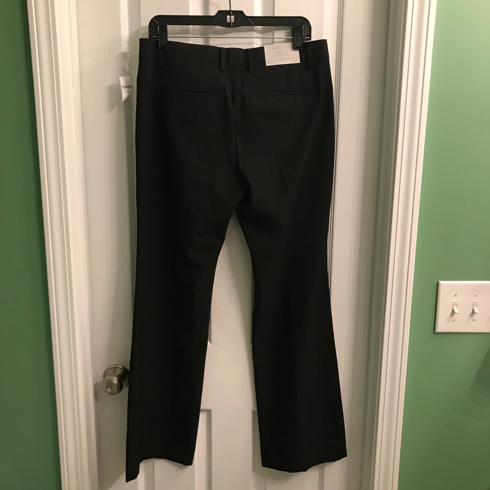 GAP Black Dress Pants! Size 10 Short Modern Boot